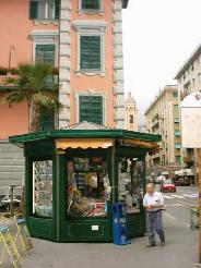 Xtrallusion photo gallery of Italy. Photos, pictures, images and photographs of the Italian Rivieras, the Italian Lakes, the Italian Alps, the Cinque Terre, the Amalfi coast and some of the most beautiful corners of Italy. Plus photos of Italian cities such as Pisa, Milan, Genoa and Rome.